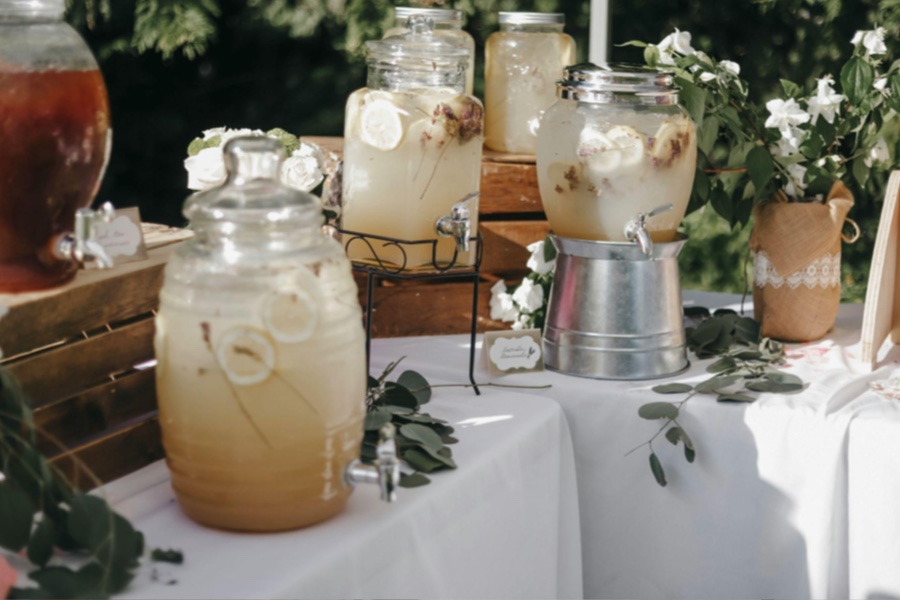 Capture the Cocktail Hour Magic